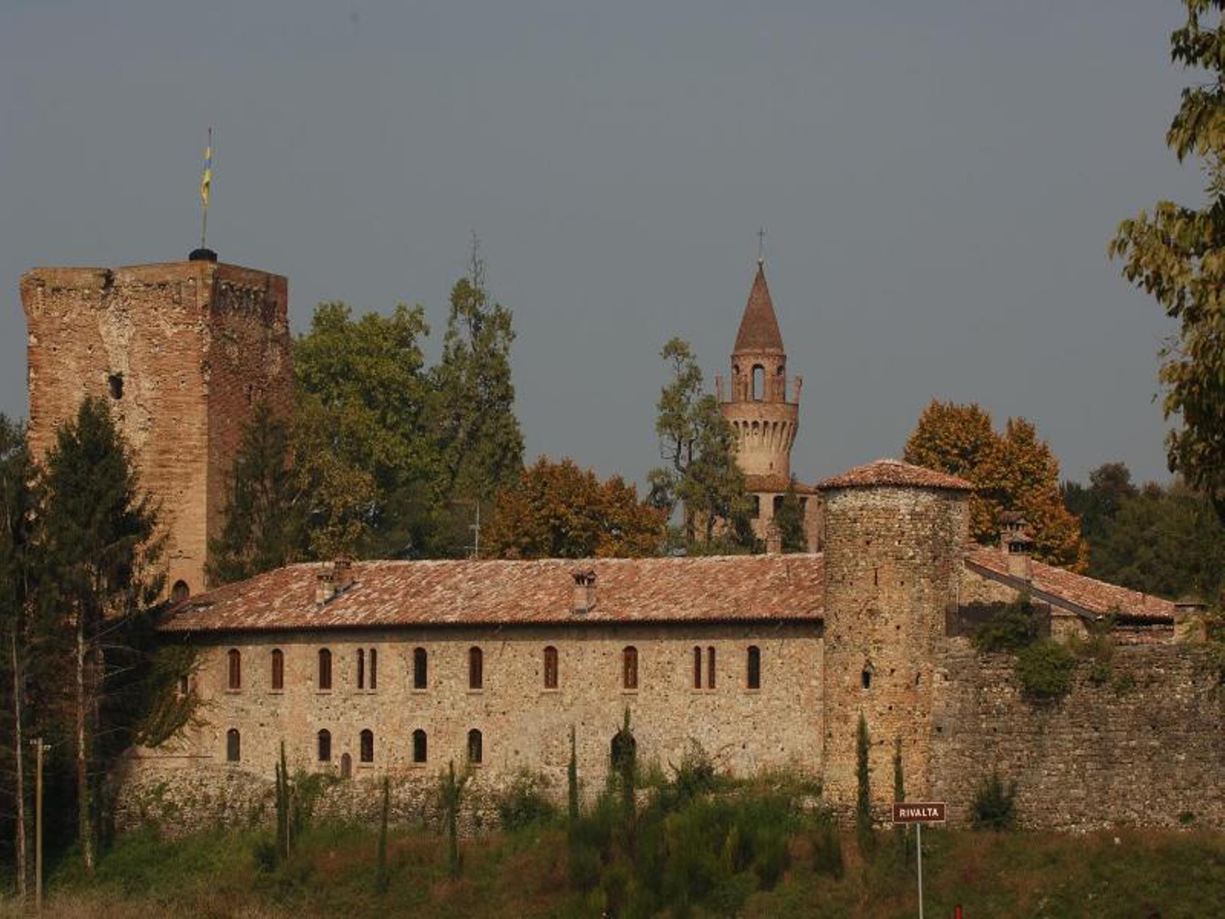 Hotel Torre Di San Martino Гаццола-ди-Ривальта Экстерьер фото